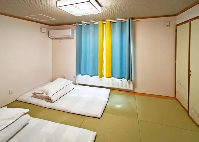 White House Onsen Guesthouse